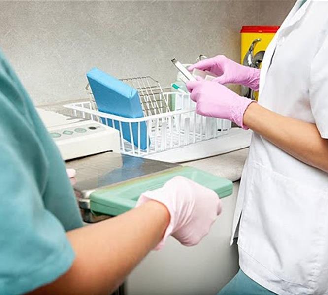 Bảo trì, vệ sinh tủ sấy đúng cách để đảm bảo tuổi thọ và độ chính xác 